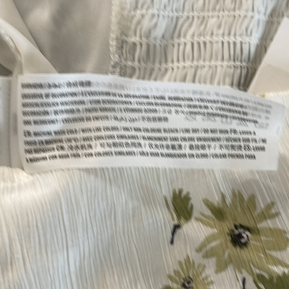 NWT Abercrombie and Fitch floral green/ivory crop top size L - Picture 9 of 10